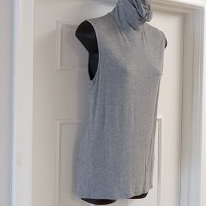 Holt Renfrew By Majestic Filatures Washable Sleeveless Turtle